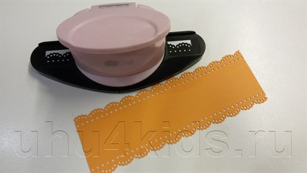 http://uhu4kids.ru/catalog/klei_uhu_dlya_bumagi_2/universalnyi_klei_uhu_twist_glue_3.html